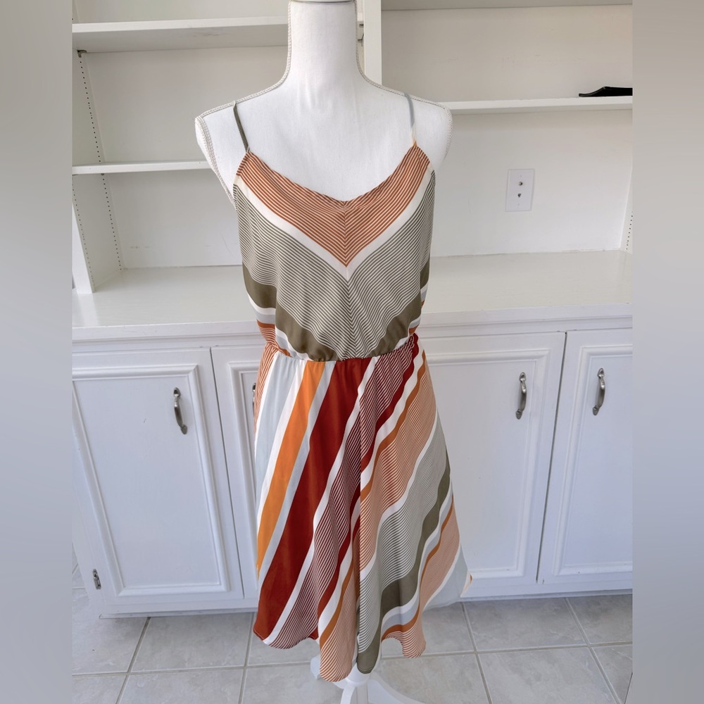 Lauren Conrad dress earth tones